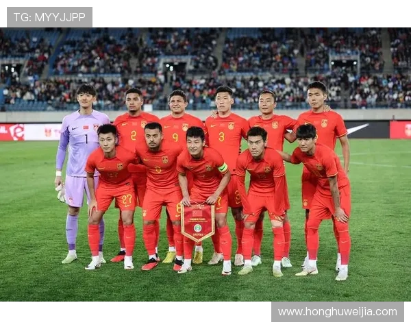 国足备战世预赛新帅亮相年轻球员迎关键考验战术调整引关注主场之夜