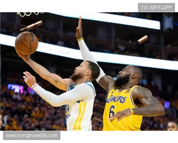 詹姆斯创历史新纪录湖人队逆袭战胜勇士队成功晋级季后赛